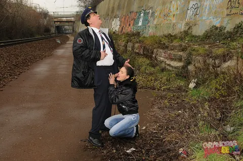 Skinny Brunette Sucks Old Man on a Train for a Ticket – photo 10 of 16