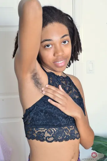 Olivia Green – Ebony Brunette Flaunts Hairy Armpits and Pussy