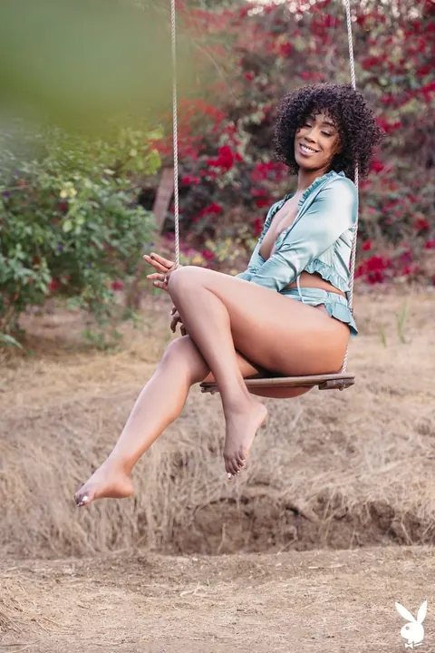 Misty Stone: Ebony MILF with Short Curly Hair Shows Off Her Big Ass Outdoors – photo 13 of 20