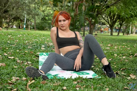 Violet Prydz: Thick Latina Redhead Flashes Her Tits Outdoors and Fingers in Yoga Pants – photo 4 of 16
