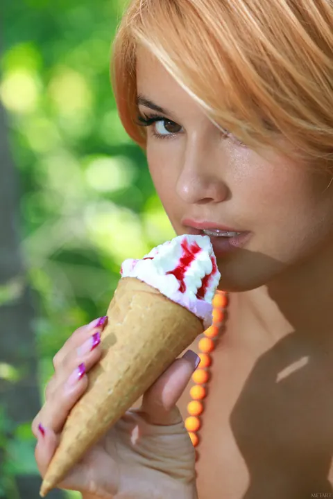 Violla A: Tanned Short-Haired Redhead in Heels Spreads Her Shaved Pussy – photo 4 of 21