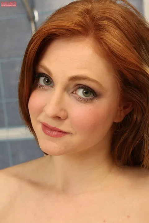 Redhead Woman Poses Nude in Private Collection – photo 21 of 21