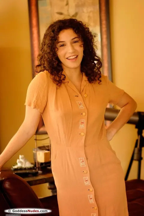 Sativa Verte: Curly-Haired Brunette Undresses and Spreads Her Hairy Pussy Standing – photo 5 of 20