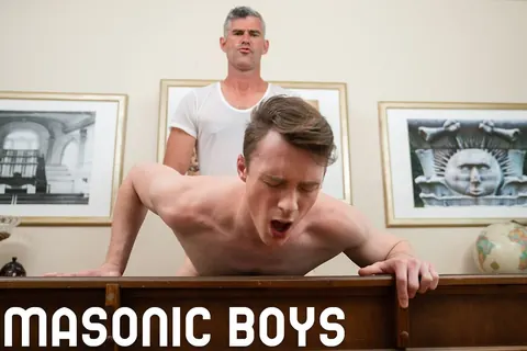 Mature Man Fucks Anal and Missionary in the Office – photo 11 of 20