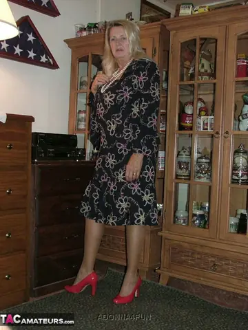 Blonde BBW in Lingerie and Stockings Spreads Her Shaved Pussy