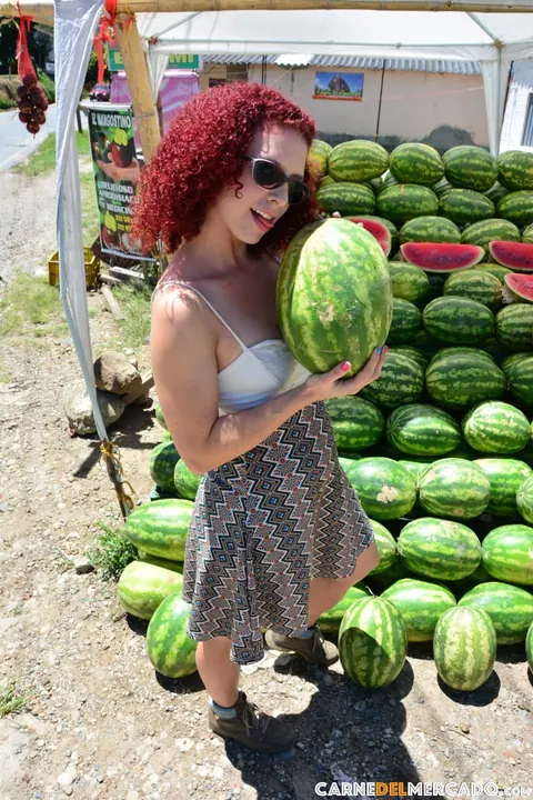 Elisa Odiosa: Latina Redhead Spreads Her Trimmed Pussy Outdoors – photo 2 of 17