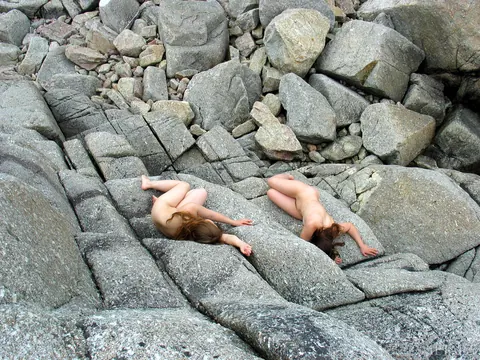 Thick European Lesbians Finger and Lick Each Other Outdoors – photo 8 of 21