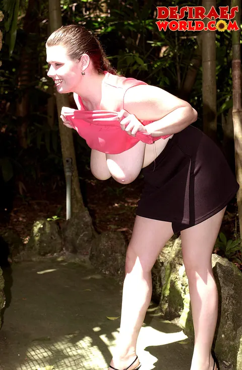 Desirae: Curvy Brunette MILF Flashes Her Big Tits and Spreads Her Pussy in Public – photo 2 of 21