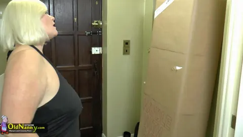 Blonde BBW Kisses and Fingers Partner in Lesbian Encounter – photo 1 of 16