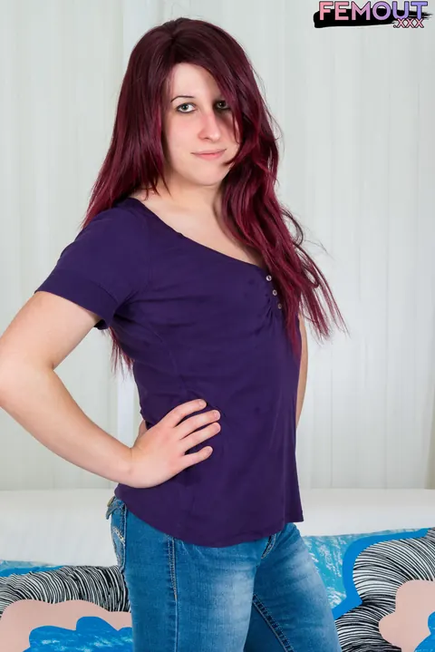 Redhead Trans Woman Peels Down Her Jeans and Poses Nude with Cock Out – photo 1 of 16