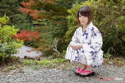 Hikaru Kirishima: Japanese Brunette Poses in Traditional Clothing Outdoors – photo 4 of 15