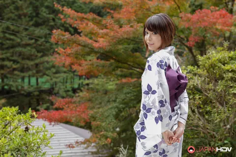 Hikaru Kirishima: Japanese Brunette Poses in Traditional Clothing Outdoors – photo 7 of 15