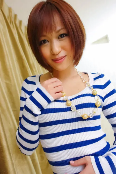 Nene Mashiro: Thick Japanese Redhead Dominates Her Partner to a Handjob Finish – photo 2 of 16