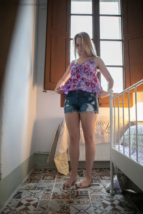 Australian Blonde PAWG Changes Clothes Showing Her Hairy Bush – photo 19 of 21