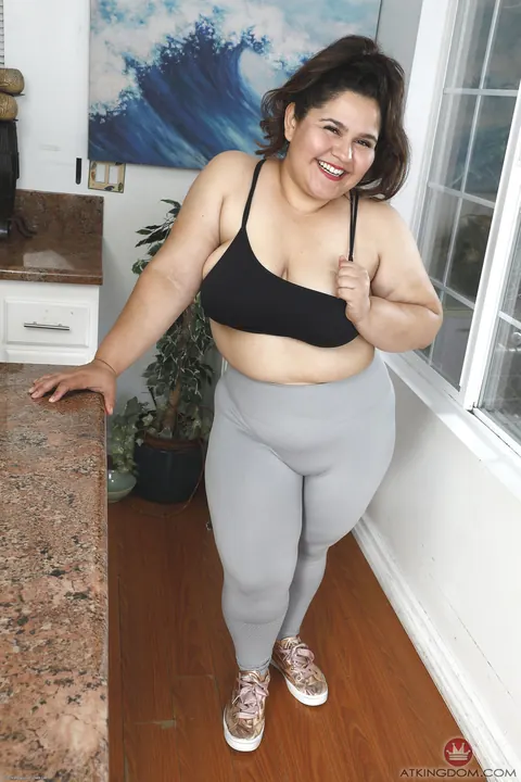 Karla Lane: BBW Latina Spreads Her Hairy Pussy Wide – photo 1 of 20