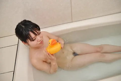 Mina Yoshii: Thick Asian Brunette Spreads Her Ass in the Bathroom – photo 16 of 16