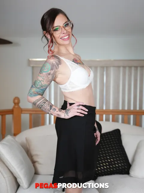 Thick Tattooed MILF Strips Out of Her Panties and Heels – photo 15 of 20