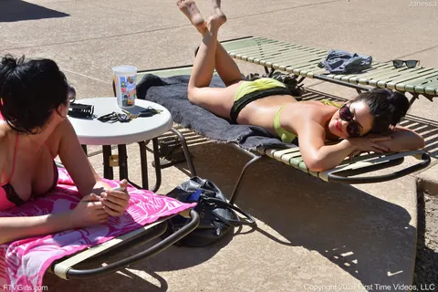 Woman in Glasses Flashes Her Body and Spreads Outdoors – photo 21 of 21