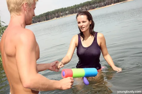 Rita Peach: Slim Curvy Brunette Sucks and Strokes a Man Outdoors – photo 4 of 18