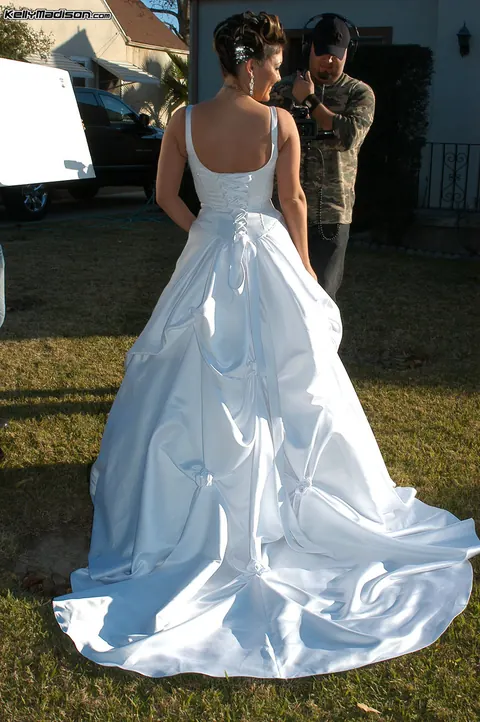 Claire Dames: Curvy MILF Has Group Sex Outdoors on Her Wedding Day – photo 8 of 16