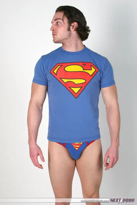 Thick Tattooed Man Shows Off His Muscles and Small Cock – photo 10 of 20