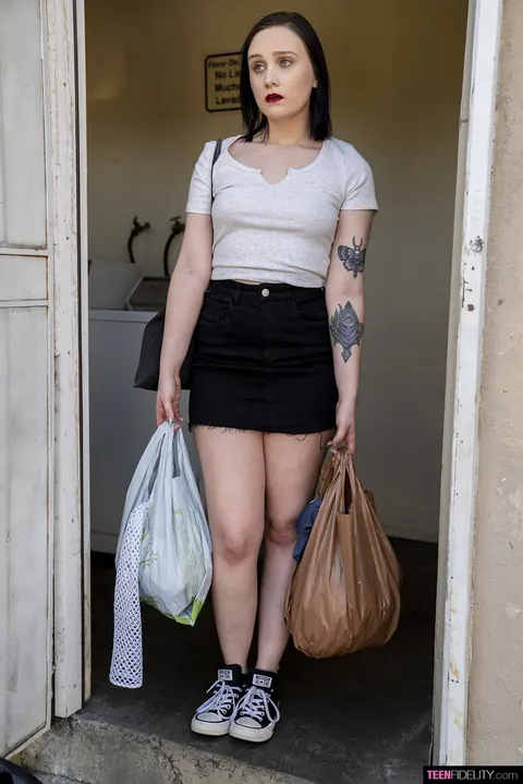 Gwen Vicious: Tattooed Brunette Strips and Fingers Her Pussy – photo 20 of 21