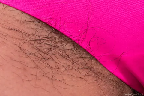 Vivi Marie: Curvy Latina Brunette Spreads Her Hairy Pussy Close Up – photo 6 of 21