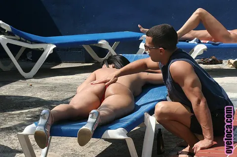 Giselle Vega: Busty Latina MILF in a Bikini Spreads Her Pussy Poolside – photo 15 of 16