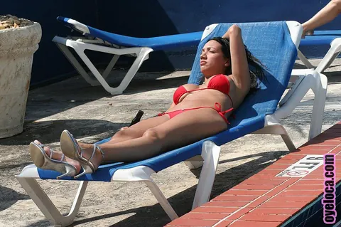Giselle Vega: Busty Latina MILF in a Bikini Spreads Her Pussy Poolside – photo 1 of 16