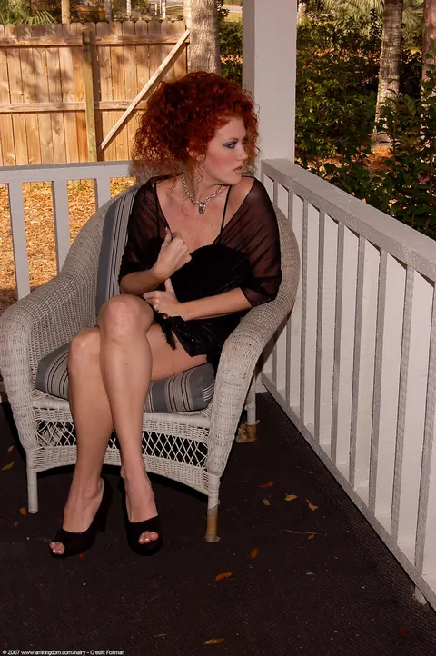 Sabrina Fox: Tall Redhead with Big Tits Spreads Her Hairy Pussy in Heels – photo 2 of 21