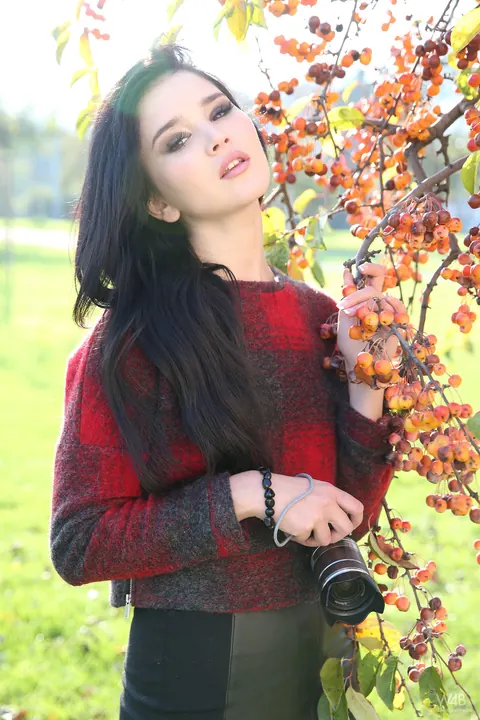 Malena Fendi: Asian Model in Boots Spreads Her Shaved Pussy Outdoors – photo 7 of 21