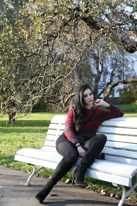 Malena Fendi: Asian Model in Boots Spreads Her Shaved Pussy Outdoors – photo 9 of 21