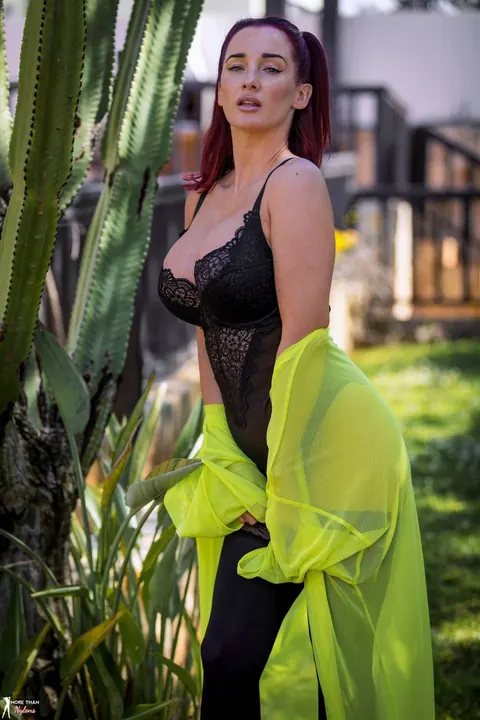 Georgina D: Thick Redhead in Lingerie and Stockings Strips in the Yard – photo 2 of 12