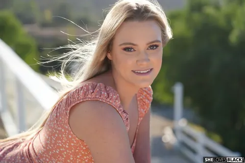 Chloe Rose: Skinny Blonde Strips Out of Her Skirt Outdoors – photo 3 of 20