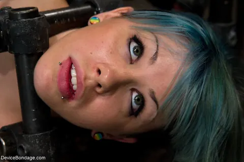 Krysta Kaos: Tattooed Sub with Small Tits Toys Her Pussy in Bondage – photo 5 of 21