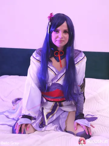 Bella Gray – Brunette in Cosplay Sucks Cock, Takes Anal and a Creampie