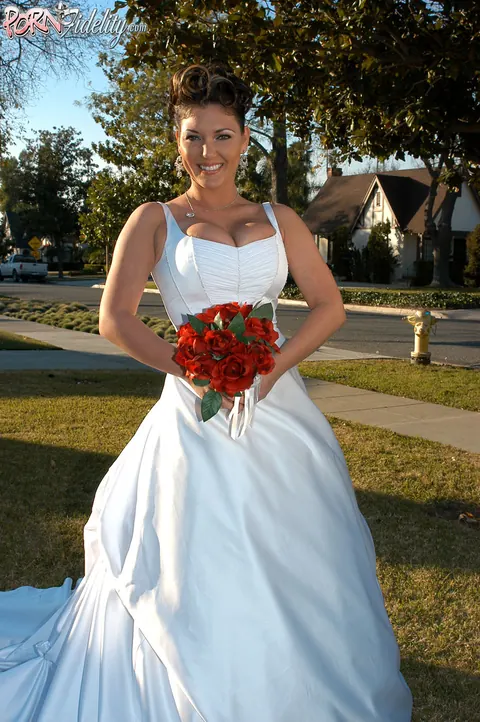 Claire Dames: Tall Brunette MILF Bride Strips Out of Her Wedding Dress – photo 2 of 17