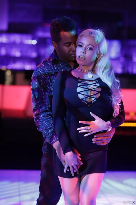 Luna Star: Tattooed Latina Takes Two Black Men in Interracial Threesome – photo 4 of 19