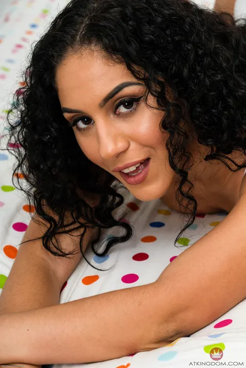 Liv Aguilera: Thick Curly Brunette in Stockings Spreads Her Pussy Wide – photo 2 of 21