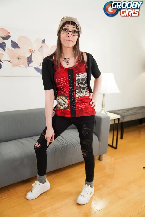 Trans Woman Poses Nude and Spreads Her Ass on Her Knees – photo 2 of 16