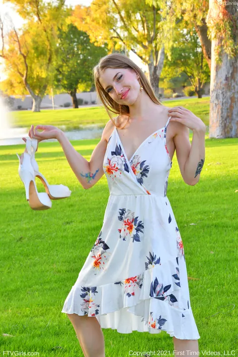 Octavia Red: Slim Blonde Amateur Flashes Her Big Tits Outdoors in a Skirt – photo 3 of 20