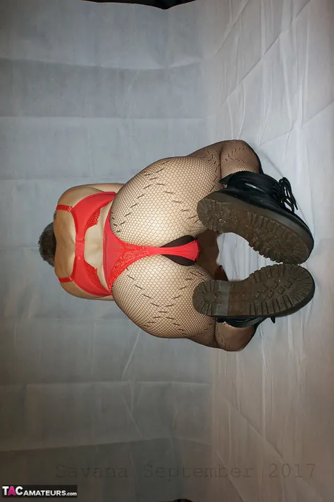 European BBW Strips Off Her Red Lingerie, Pantyhose and Black Boots – photo 12 of 20