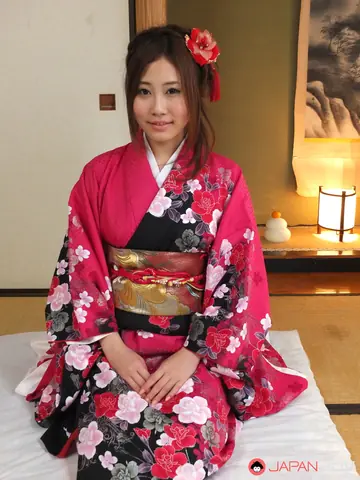 Japanese Brunette in a Kimono Gives POV Blowjob and Takes Cum in Mouth