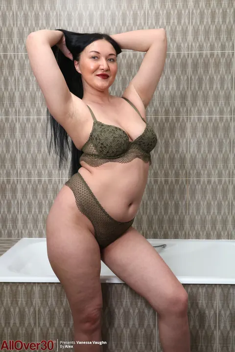 Vanessa Vaughn: Curvy Asian MILF Undresses from Lingerie in the Bathroom – photo 4 of 16