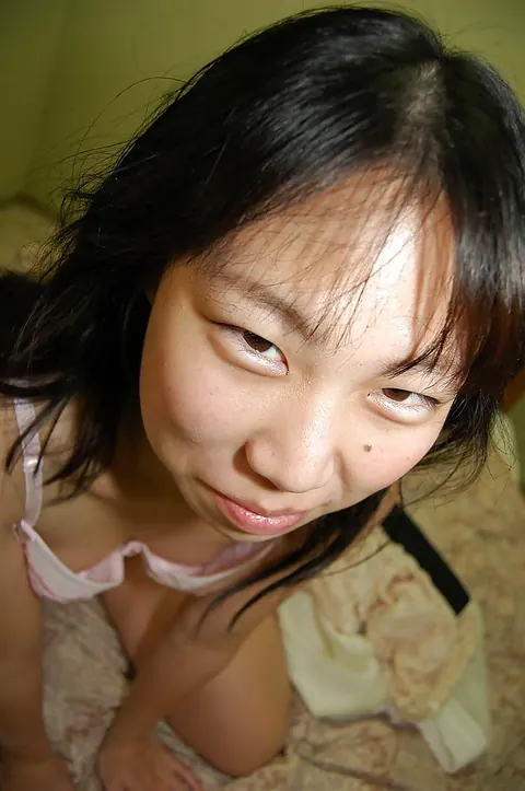 Noriko Mizutani: Asian Brunette in Lingerie Pulls Aside Her Panties and Spreads Her Hairy Pussy – photo 7 of 16