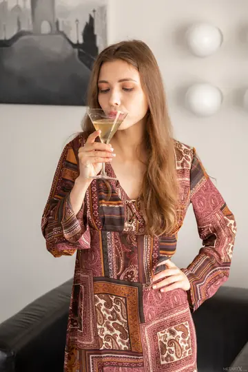 Mila Azul – Slim European Brunette in High Heels Fingers Her Pussy