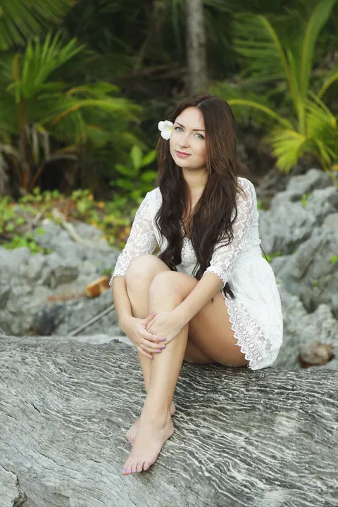Alexa Day: Petite Russian Brunette Strips Out of Her Dress – photo 1 of 21