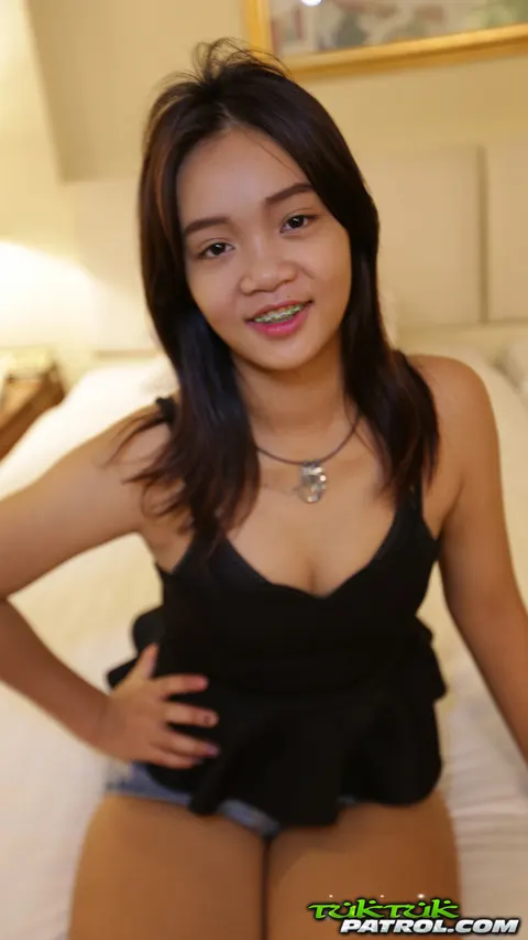 Hairy Thai Babe Undresses and Kisses Her Partner in POV – photo 3 of 21