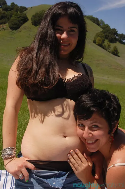 Nikki Silver: Busty Hairy Brunette Embraces Her Partner Nude at a Picnic – photo 11 of 21