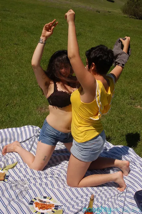 Nikki Silver: Busty Hairy Brunette Embraces Her Partner Nude at a Picnic – photo 9 of 21